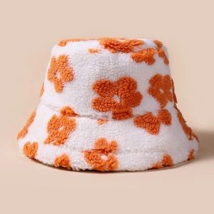 Flower Printed Fur Bucket Hat